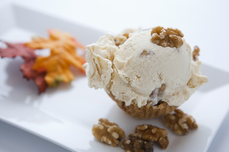Ice Cream Recipe - Homemade Walnut Ice Cream in a Waffle Bowl