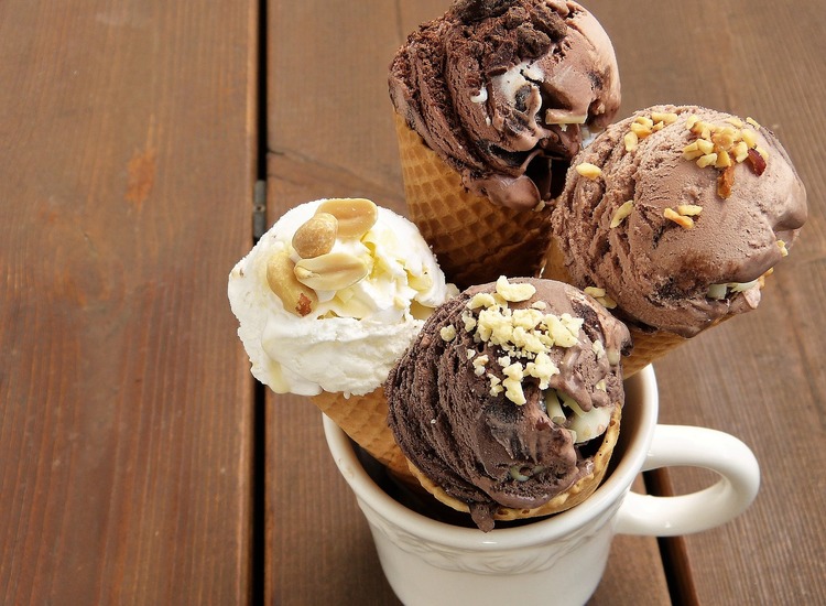 IceCream Recipe - Homemade Chocolate Ice Cream with Peanut Toppings