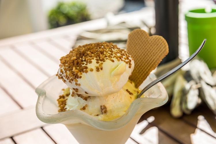 Ice Cream Recipe - Homemade Vanilla Ice Cream with Egg Liqueur